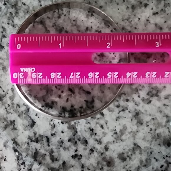 Vintage Silver Bangle Bracelet- GREAT PRE-OWNED CONDITION! *READ MEASUREMENT* - Picture 11 of 11